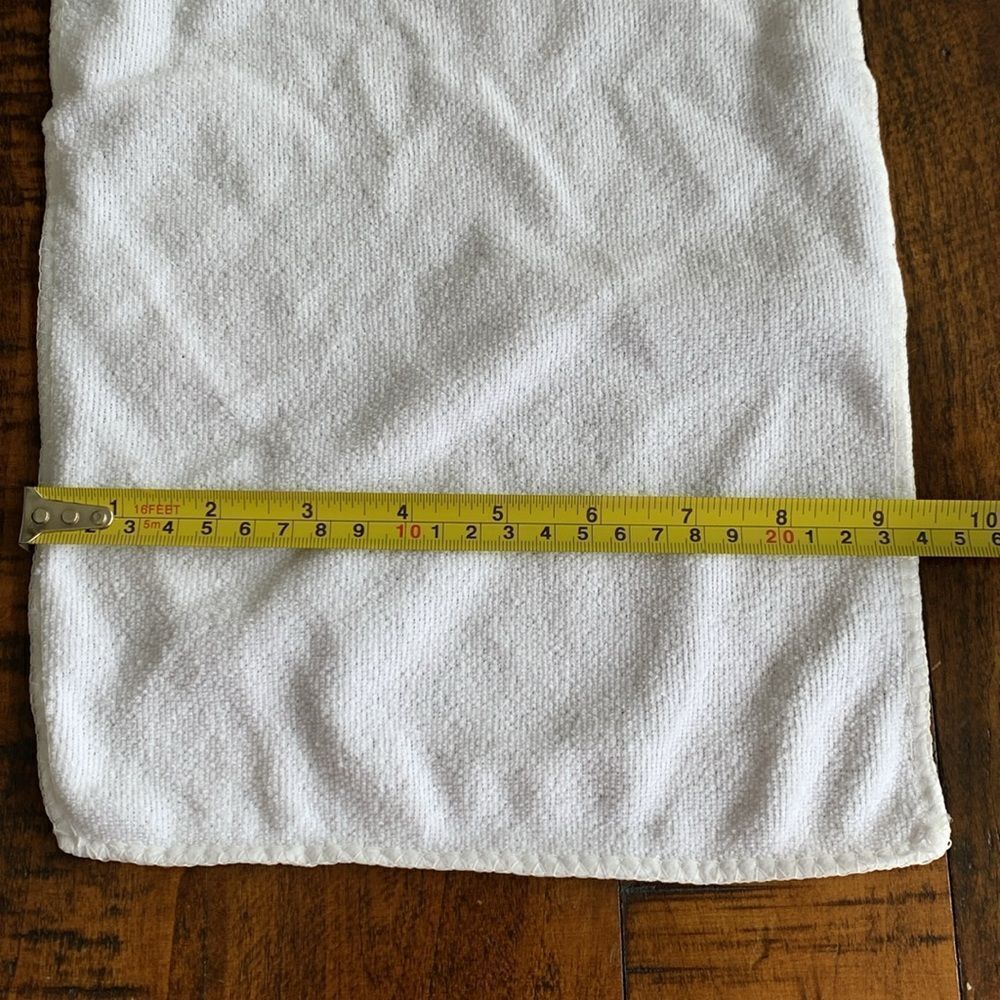 5 Camping Travel Workout Sport Towels Soft White Hand Face Guest Towel Set NEW - Picture 7 of 8